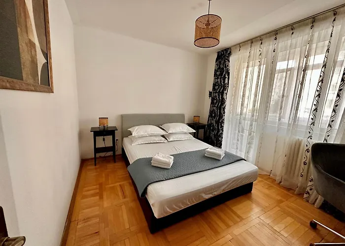 Apartment Spacious Zen, Smart Tv, Fully Equipped Kitchen, 70 Mp, Tichete De Vacanta, Late Check-out Available Bucharest