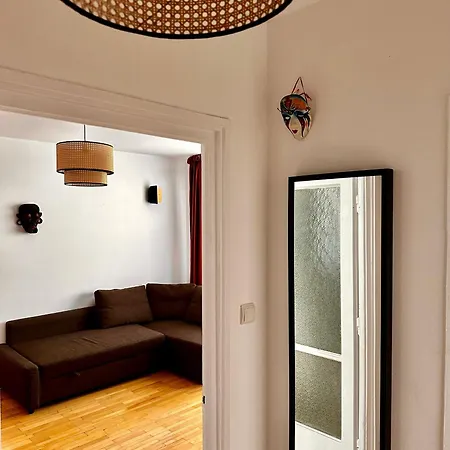 شقة Spacious Zen, Smart Tv, Fully Equipped Kitchen, 70 Mp, Tichete De Vacanta, Late Check-out Available *