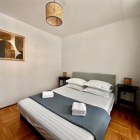 Spacious Zen, Smart Tv, Fully Equipped Kitchen, 70 Mp, Tichete De Vacanta, Late Check-out Available * Bucharest
