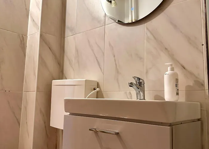 Apartmán Spacious Zen, Smart Tv, Fully Equipped Kitchen, 70 Mp, Tichete De Vacanta, Late Check-out Available