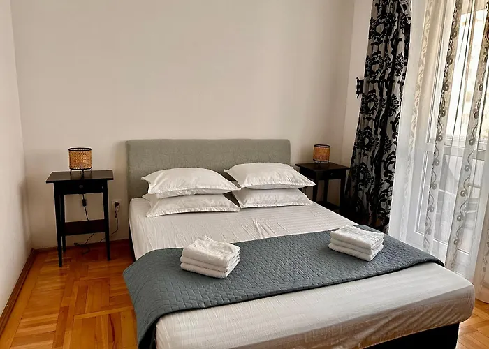 Spacious Zen, Smart Tv, Fully Equipped Kitchen, 70 Mp, Tichete De Vacanta, Late Check-out Available Daire Bükreş