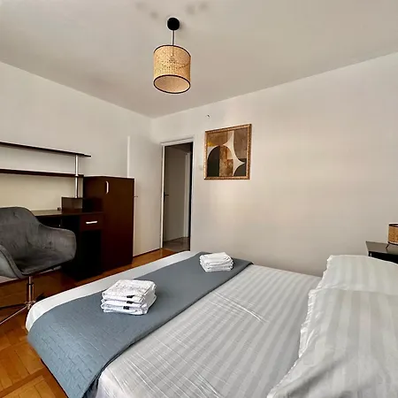 Spacious Zen, Smart Tv, Fully Equipped Kitchen, 70 Mp, Tichete De Vacanta, Late Check-out Available * Bucharest